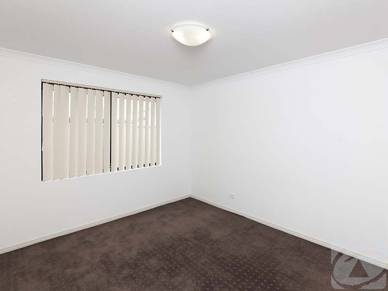 4 Cheltenham Approach, Harrisdale WA 6112