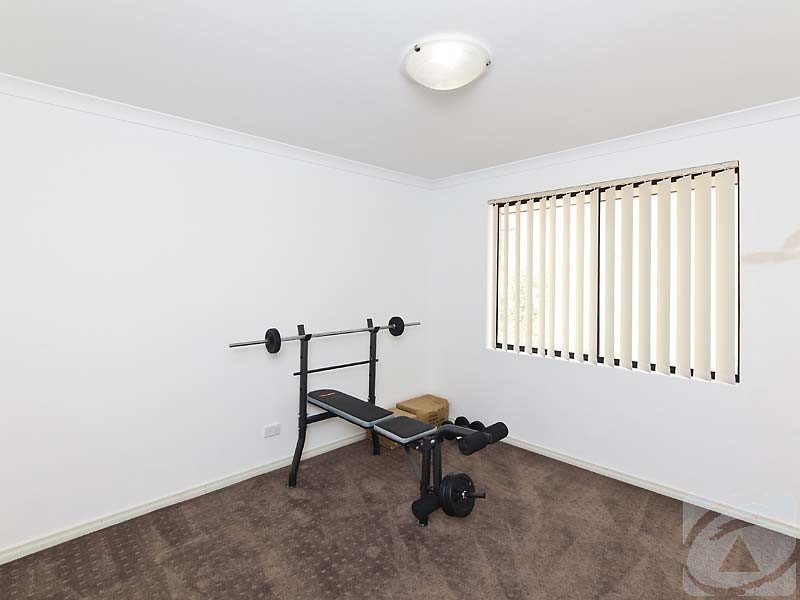 4 Cheltenham Approach, Harrisdale WA 6112