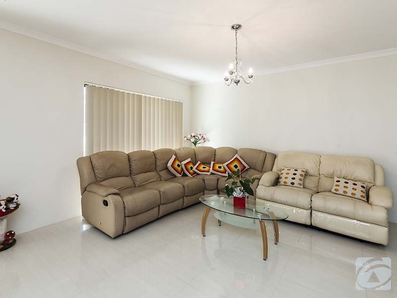 5 O’Brien Place, Camillo WA 6111