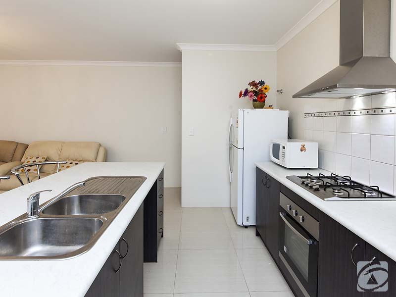 5 O’Brien Place, Camillo WA 6111