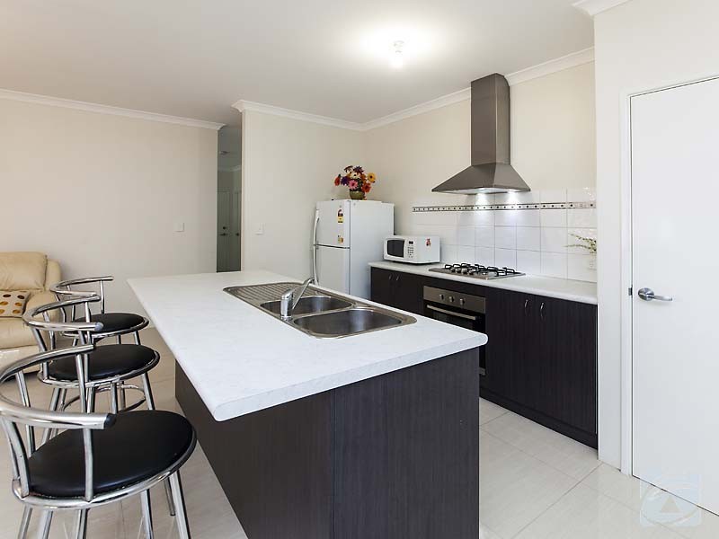 5 O’Brien Place, Camillo WA 6111