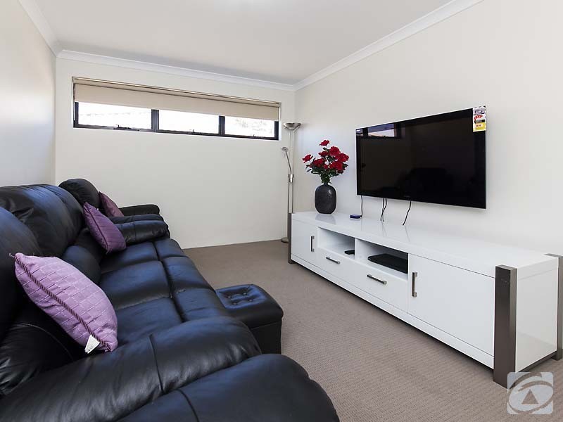 5 O’Brien Place, Camillo WA 6111