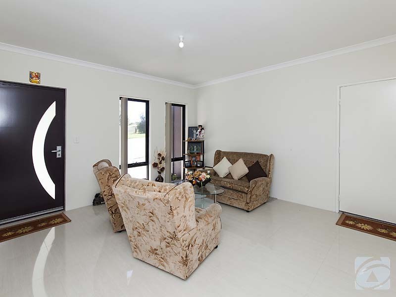 5 O’Brien Place, Camillo WA 6111