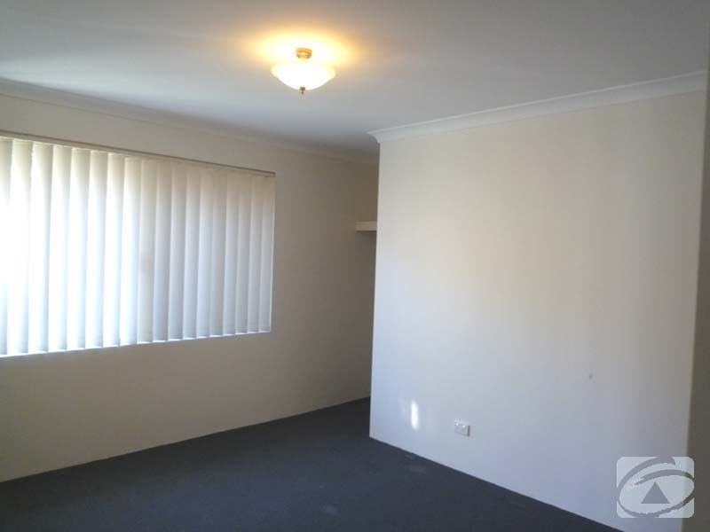 1/17 Devonshire Terrace, Armadale WA 6112