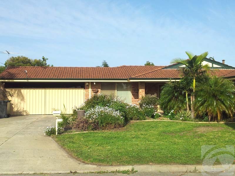 4 Denning Court, Seville Grove WA 6112