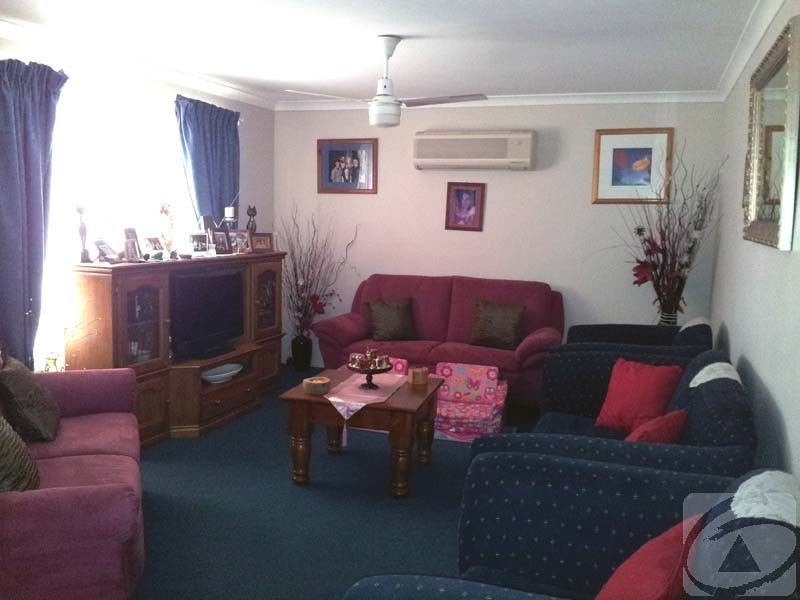 4 Denning Court, Seville Grove WA 6112