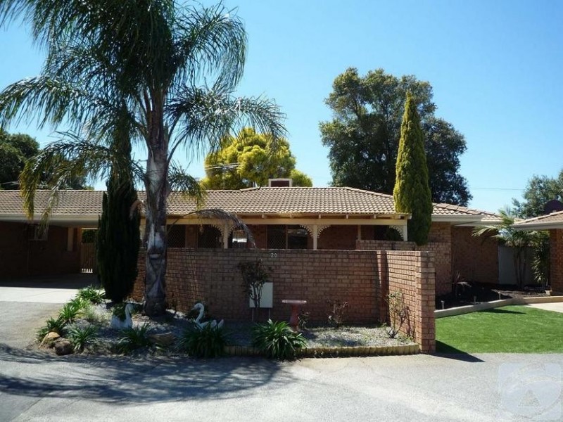 20/208 Burslem Drive, Maddington WA 6109