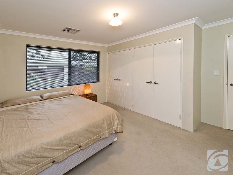 12/191 Railway Ave, Kelmscott WA 6111