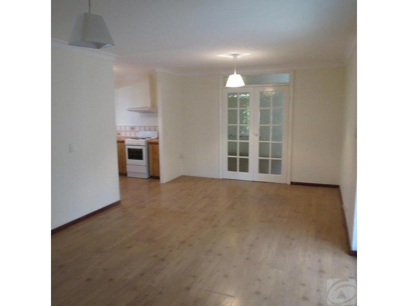 84 Ypres Rd, Camillo WA 6111