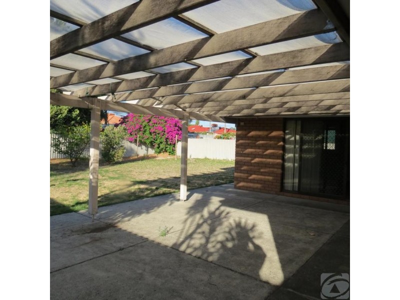 84 Ypres Rd, Camillo WA 6111