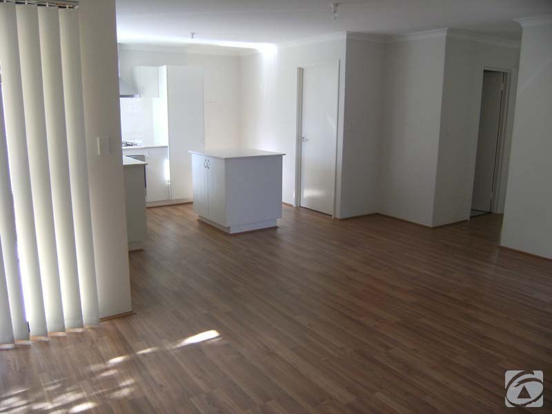 10/309 Railway Ave, Armadale WA 6112