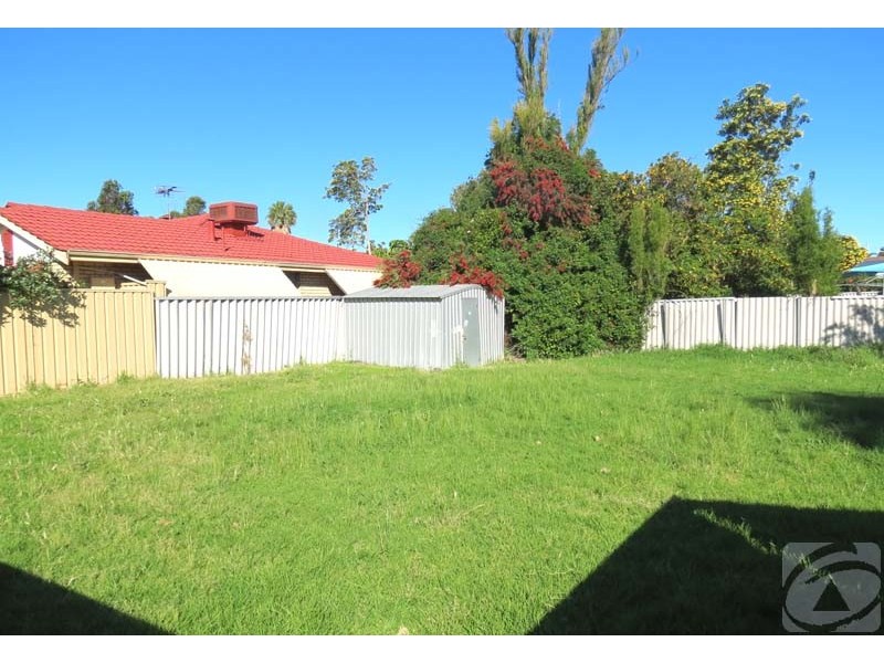 1 Lancelot Close, Camillo WA 6111