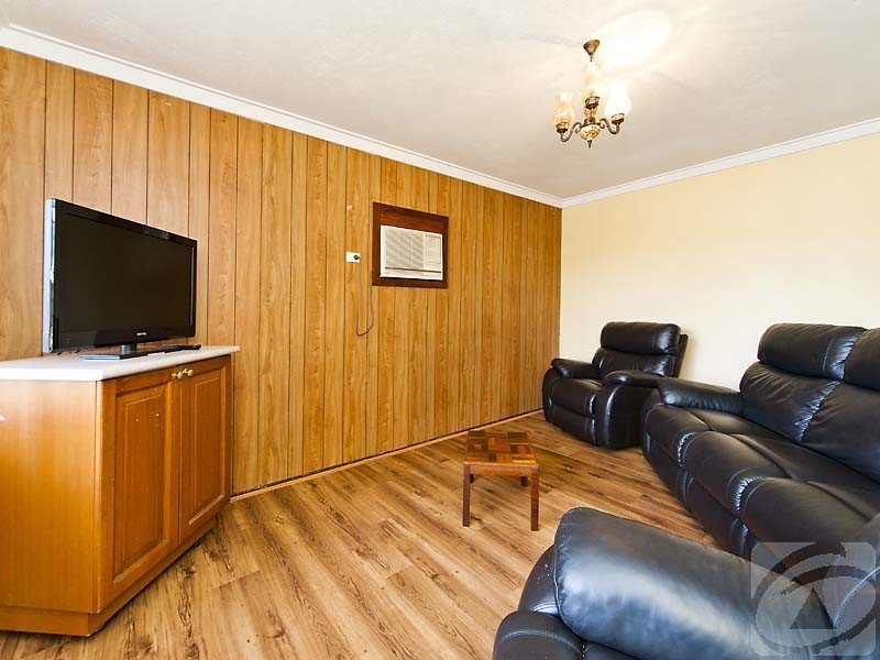 4 Malu Ct, Camillo WA 6111