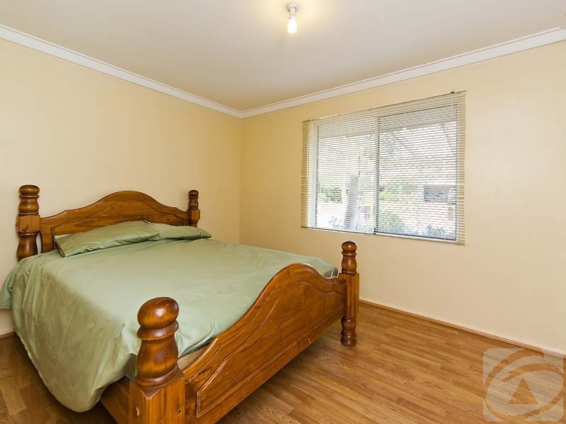 4 Malu Ct, Camillo WA 6111