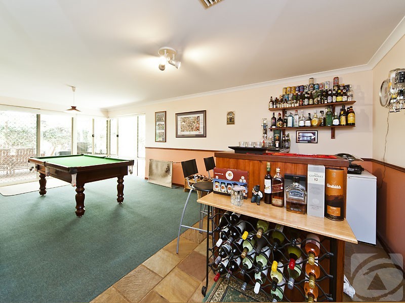 29 Taronga Drive, Kelmscott WA 6111