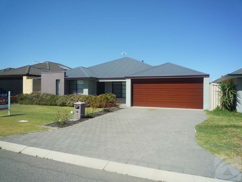 4 Browder Drive, Seville Grove WA 6112