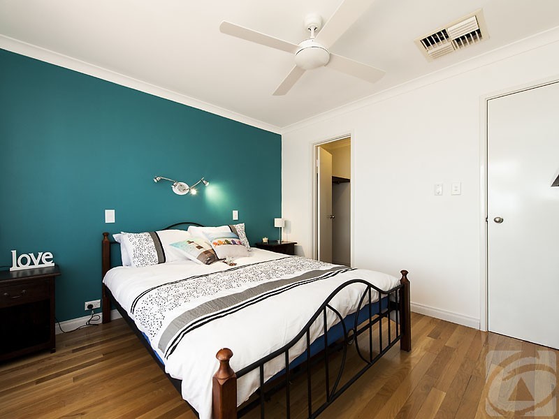 65 Ashley Drive, Kelmscott WA 6111