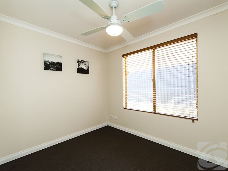 65 Ashley Drive, Kelmscott WA 6111