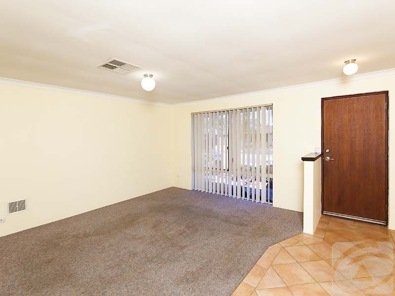 87 Strawberry Drive, Seville Grove WA 6112