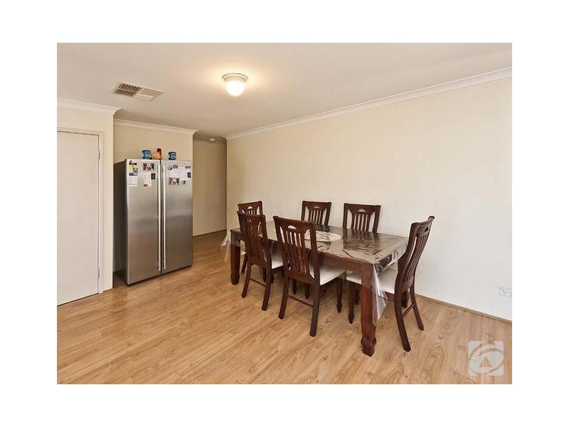 6 Greengage Court, Armadale WA 6112