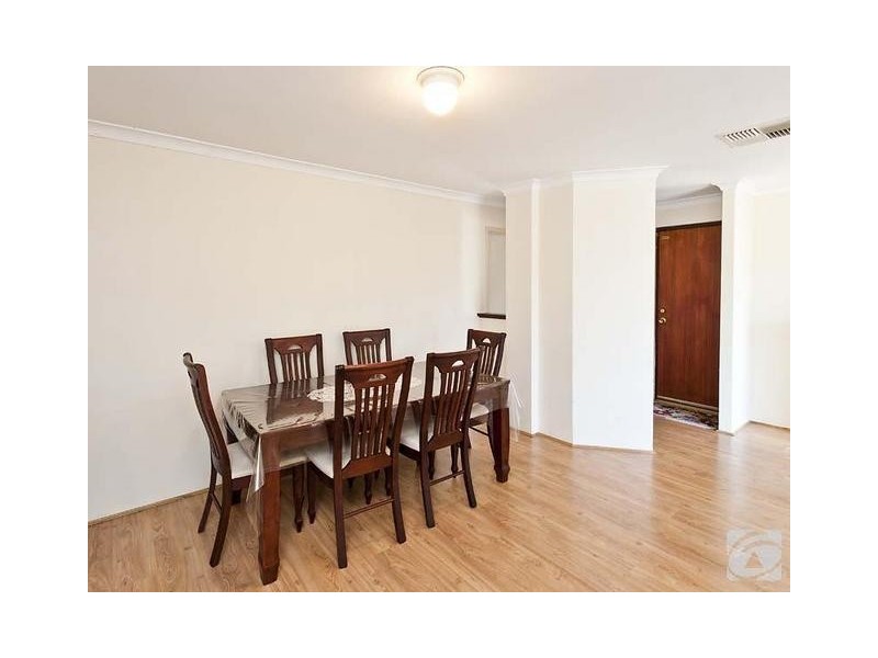 6 Greengage Court, Armadale WA 6112