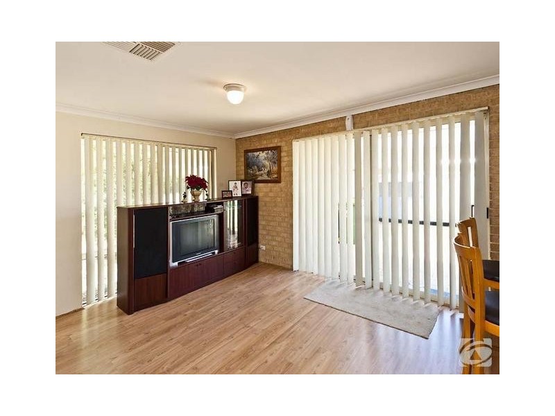 6 Greengage Court, Armadale WA 6112