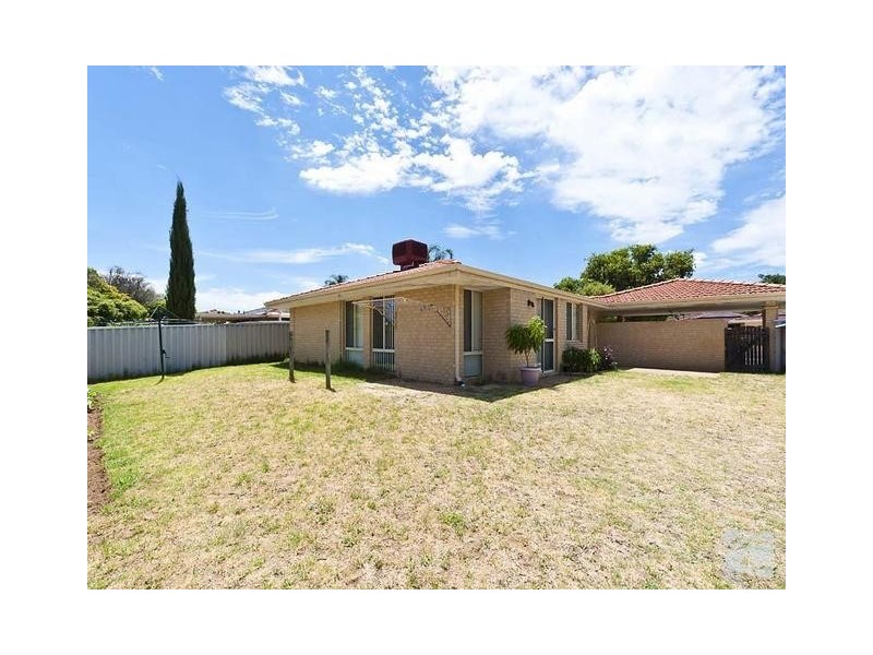 6 Greengage Court, Armadale WA 6112