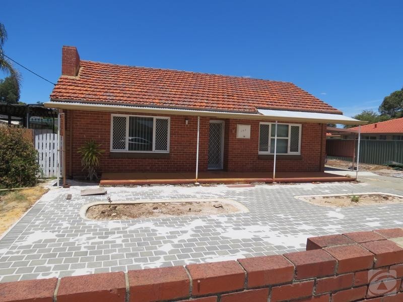122 Westfield Road, Kelmscott WA 6111