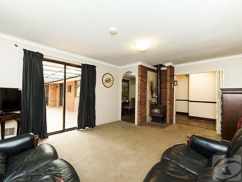 7 Aristea Place, Roleystone WA 6111