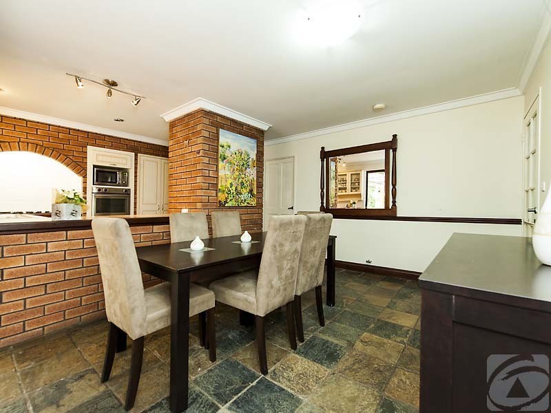 7 Aristea Place, Roleystone WA 6111