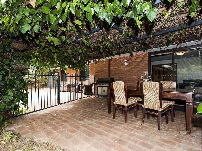 7 Aristea Place, Roleystone WA 6111