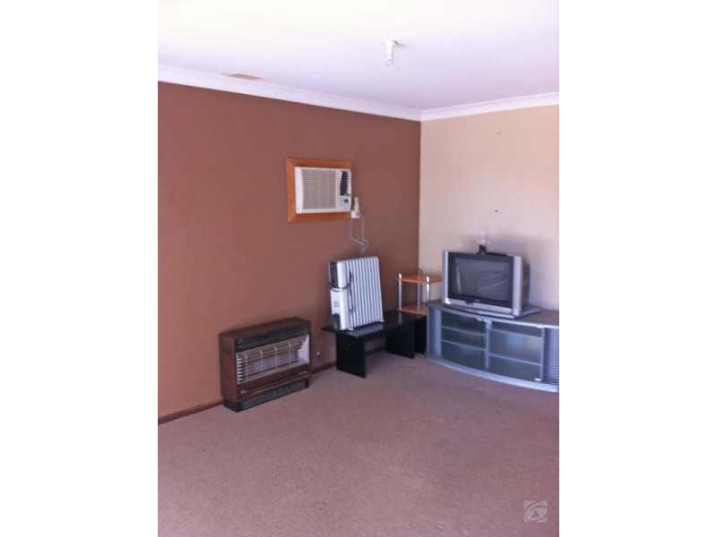 86b Westfield Road, Kelmscott WA 6111