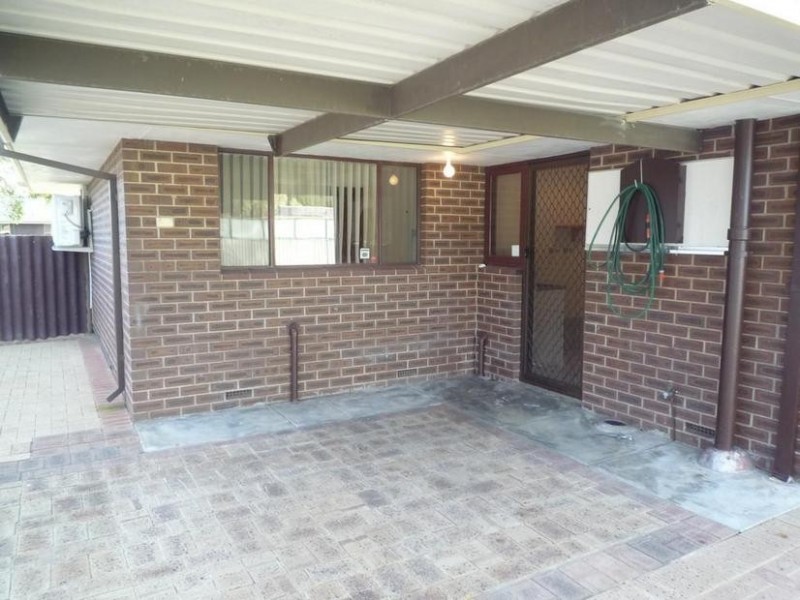 25 Tollington Park Road, Kelmscott WA 6111