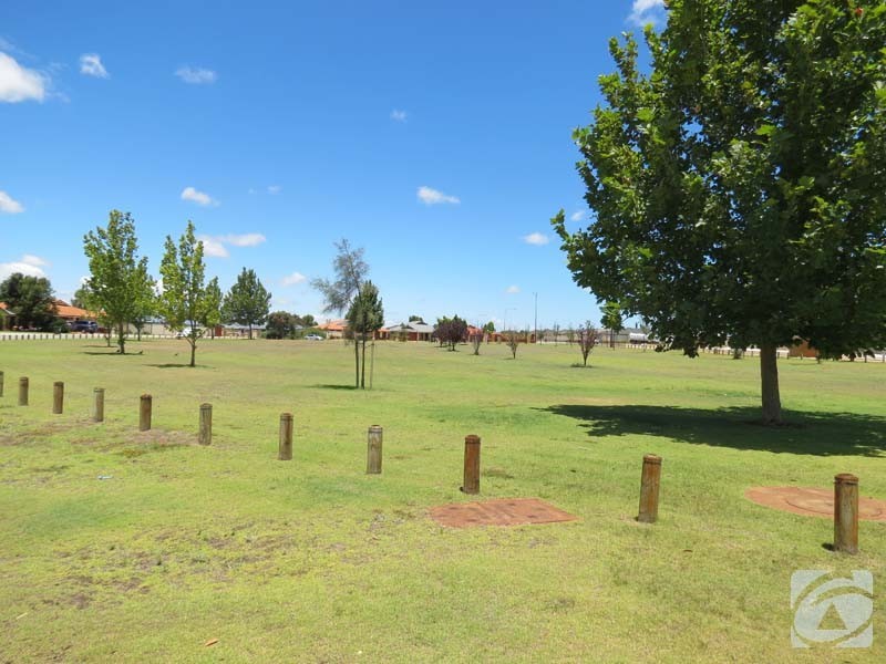 1 Dilabert Way, Bertram WA 6167