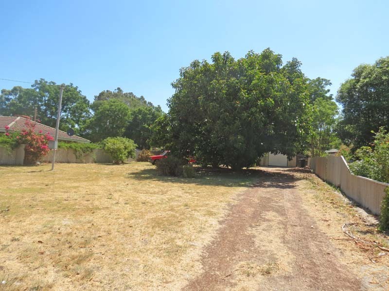 13 Arnott Court, Kelmscott WA 6111