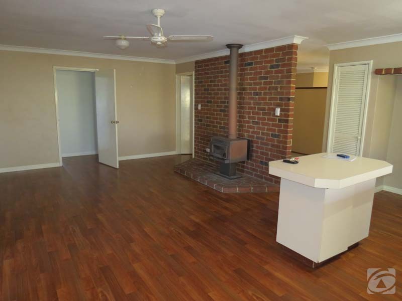 2 Ramm Place, Seville Grove WA 6112