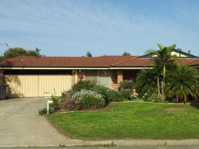 4 Denning Court, Seville Grove WA 6112