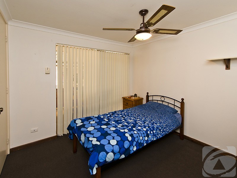 7 Melanda Street, Kelmscott WA 6111