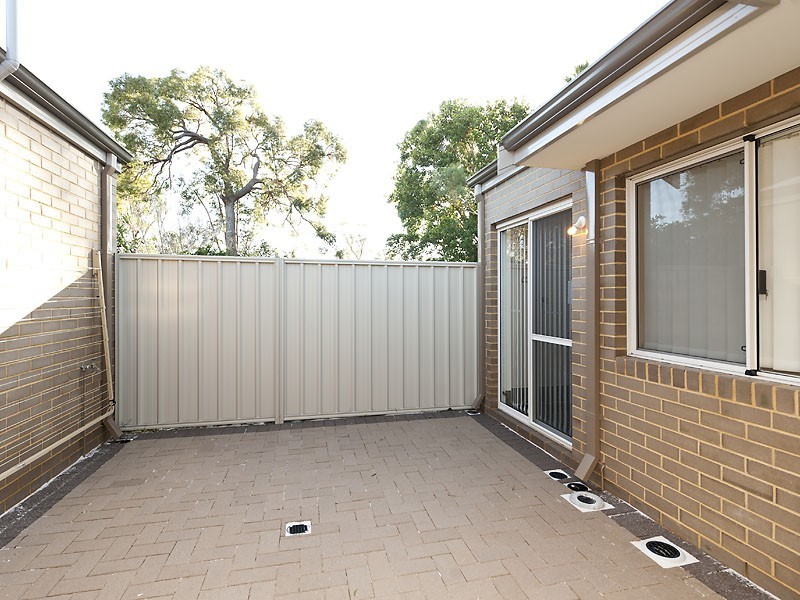 4/156 Streich Avenue, Kelmscott WA 6111