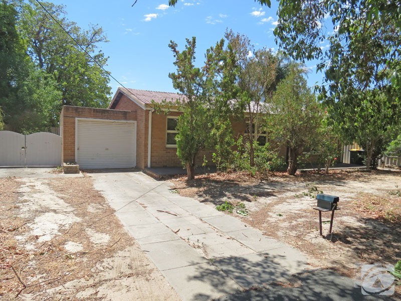 7 Banyard Avenue, Kelmscott WA 6111
