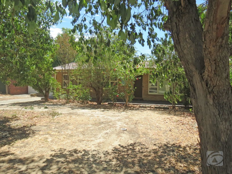 7 Banyard Avenue, Kelmscott WA 6111