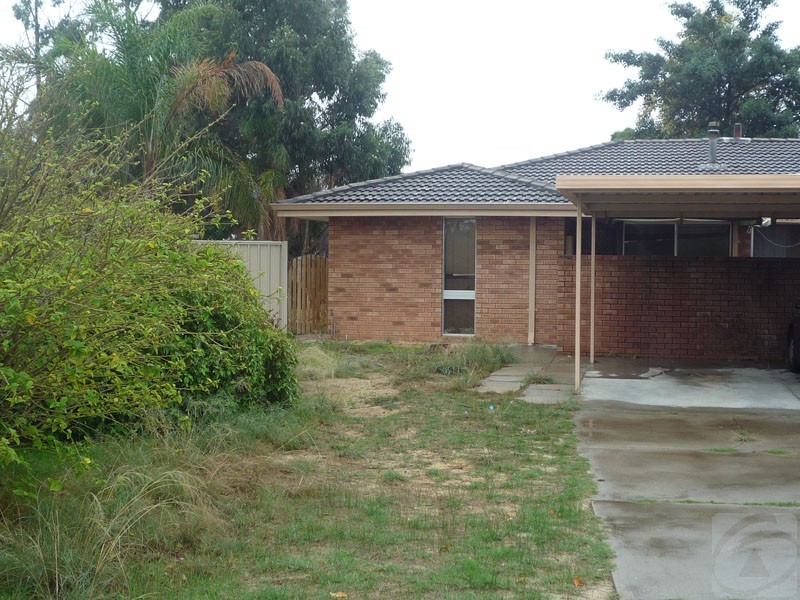 4a Ainsley Court, Camillo WA 6111