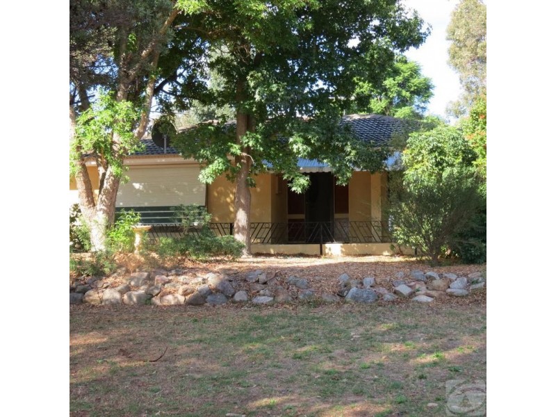 10 Dyer St, Kelmscott WA 6111