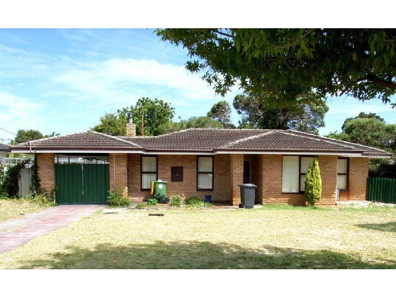 39 Waratah Drive, Camillo WA 6111