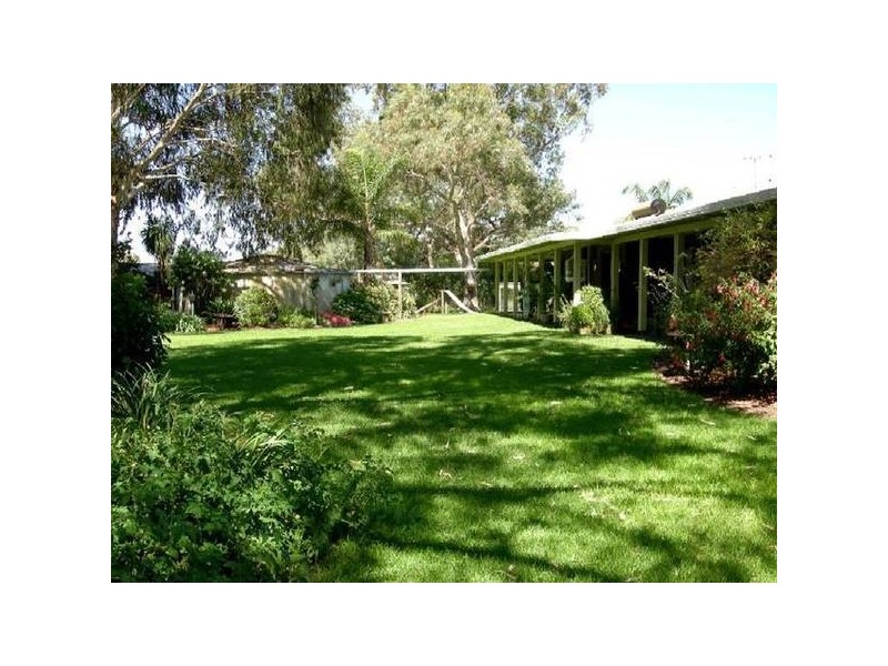 King Road, Oakford WA 6121