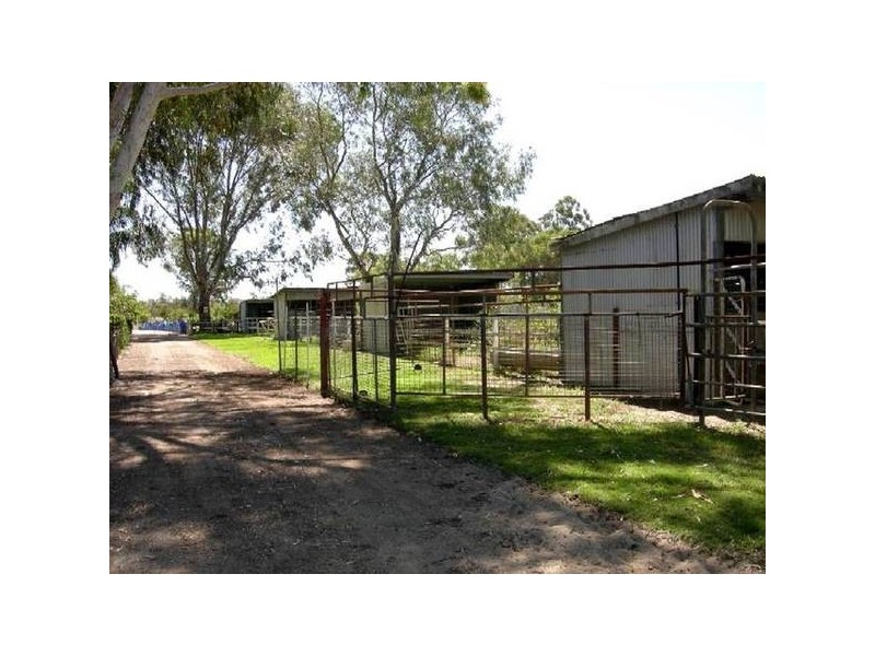 King Road, Oakford WA 6121