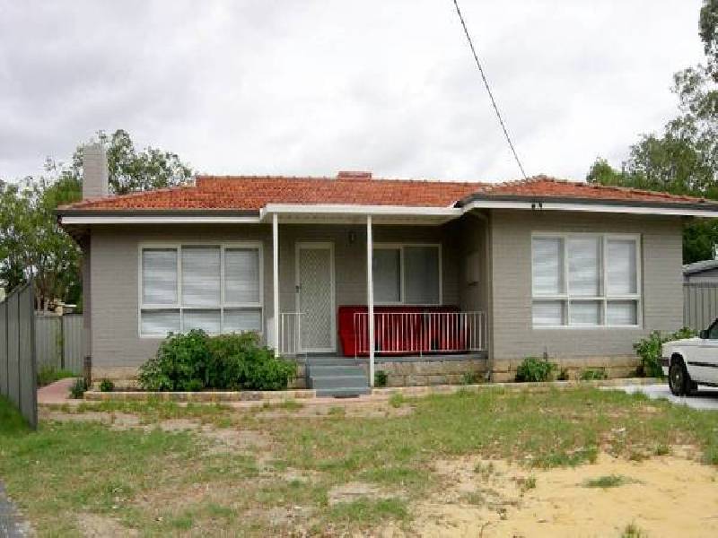 12 Tenterden Way, Gosnells WA 6110