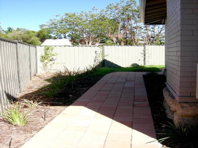 12 Tenterden Way, Gosnells WA 6110