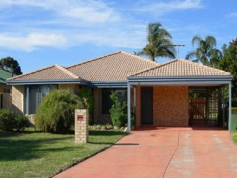 8 Bohemia Grove, Seville Grove WA 6112