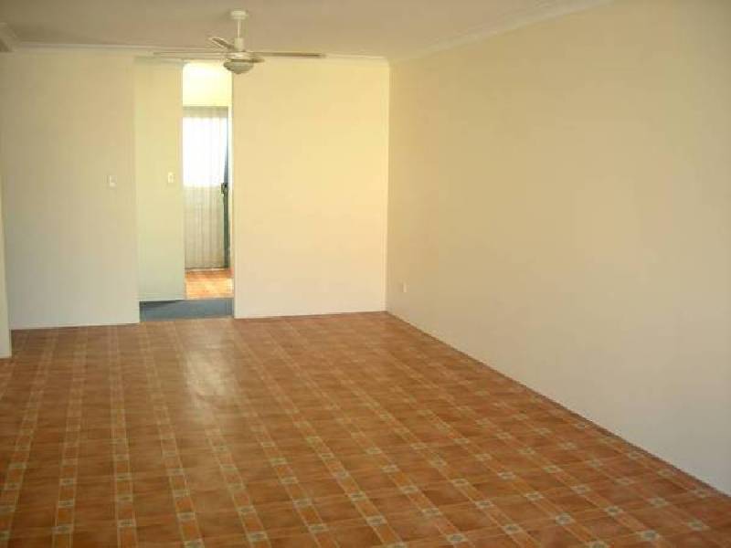 8 Bohemia Grove, Seville Grove WA 6112